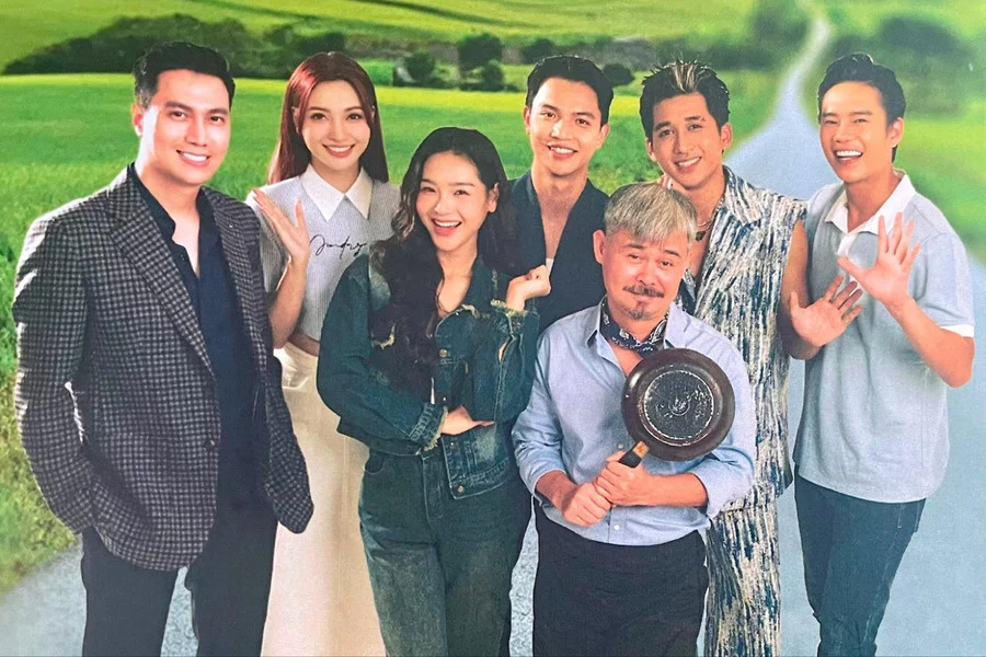 Những Nẻo Đường Gần Xa - Những Nẻo Đường Gần Xa